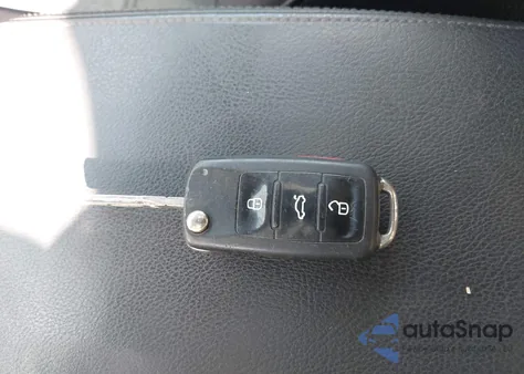 2014 Volkswagen Passat 1.8T Se из США, поврежденный, VIN 1VWBT7A34EC063056